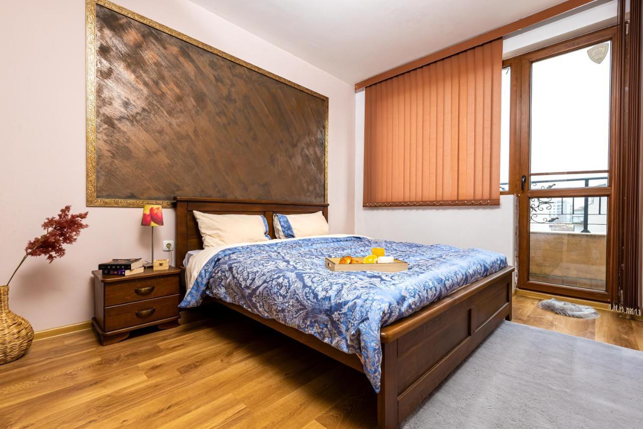 The Walnut 2Bd Apartment Plovdiv Exterior photo