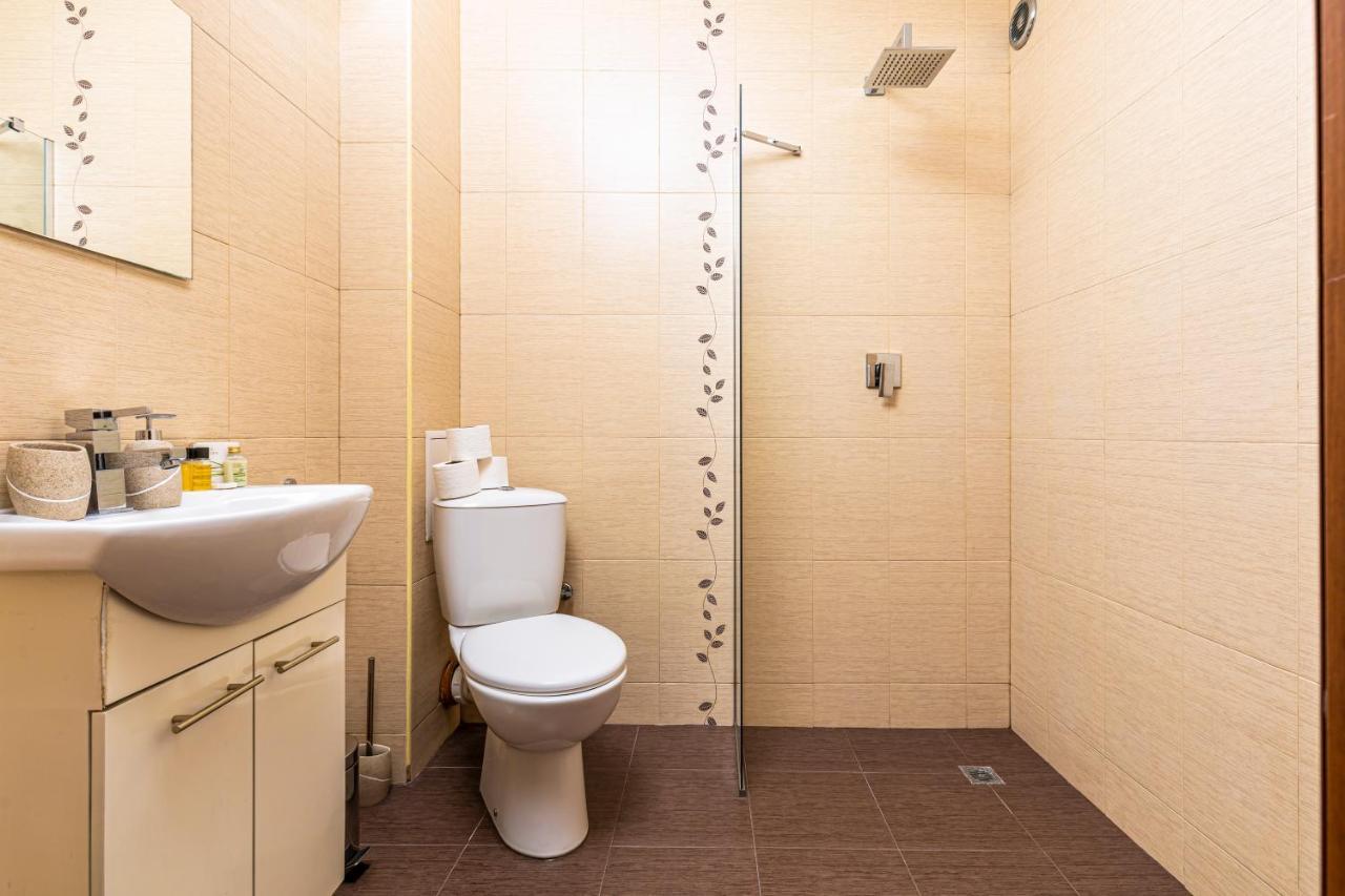 The Walnut 2Bd Apartment Plovdiv Exterior photo