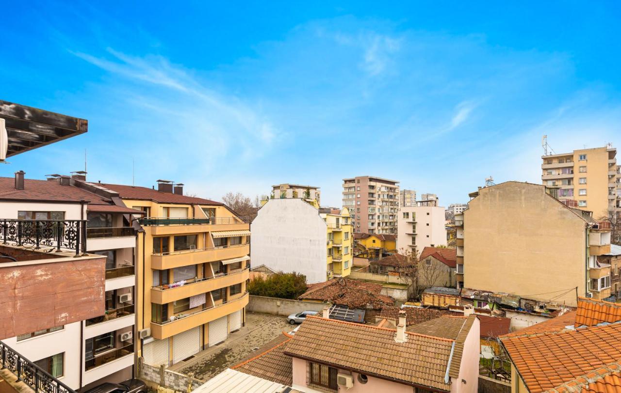 The Walnut 2Bd Apartment Plovdiv Exterior photo