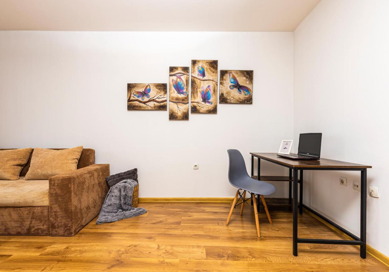 The Walnut 2Bd Apartment Plovdiv Exterior photo